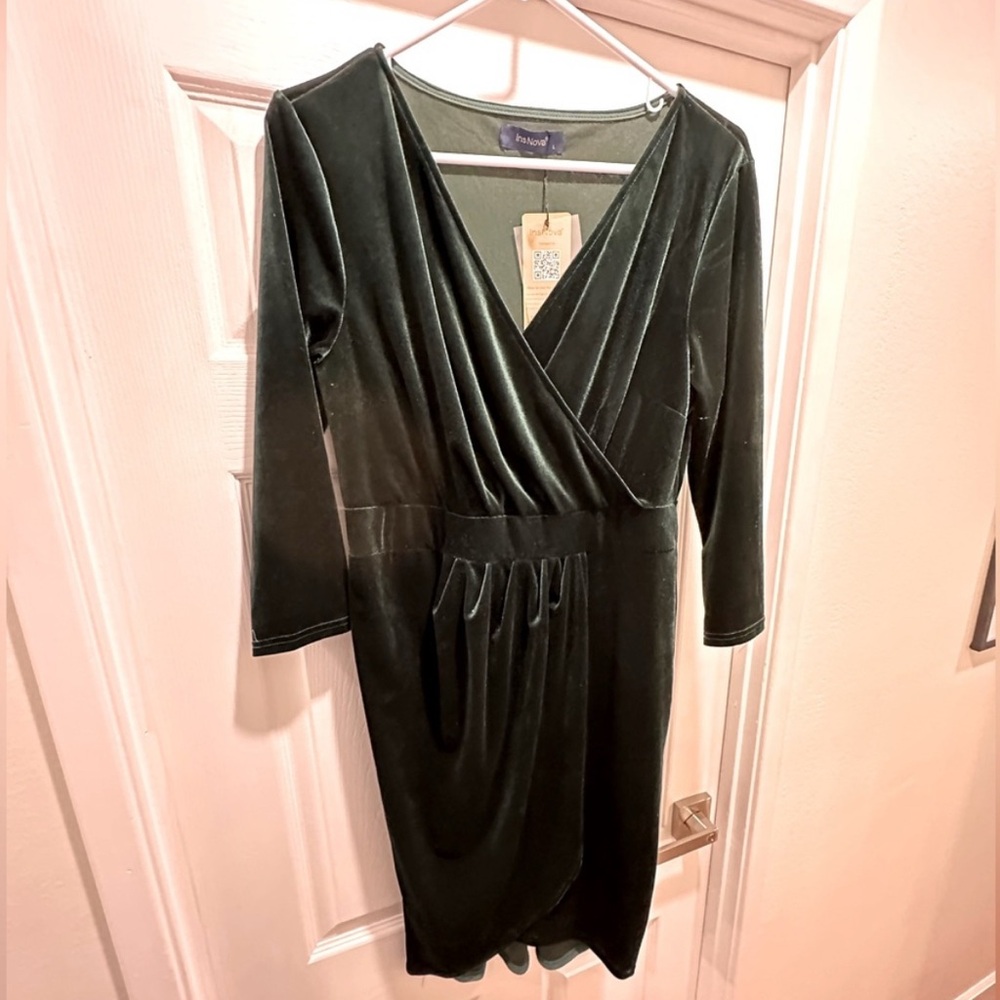 Ravel Dark Green Ruched Wrap Dress V-Neck 3/4 Sleeve